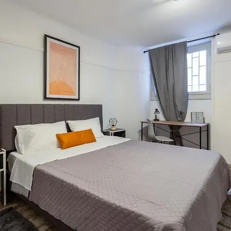 Central Apartment In The Heart Of Historic Center-3